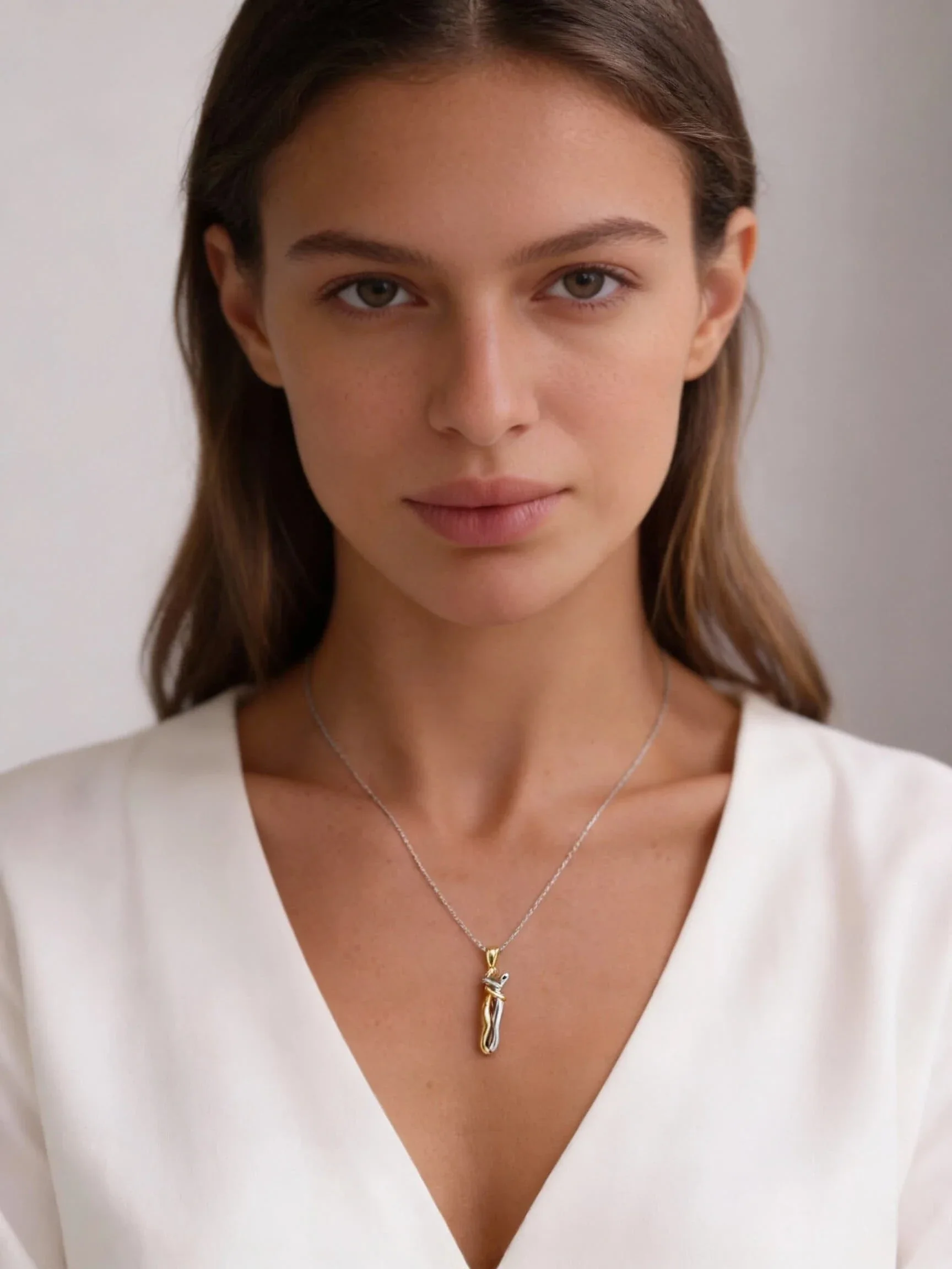 Forever Hug Necklace - Image 4