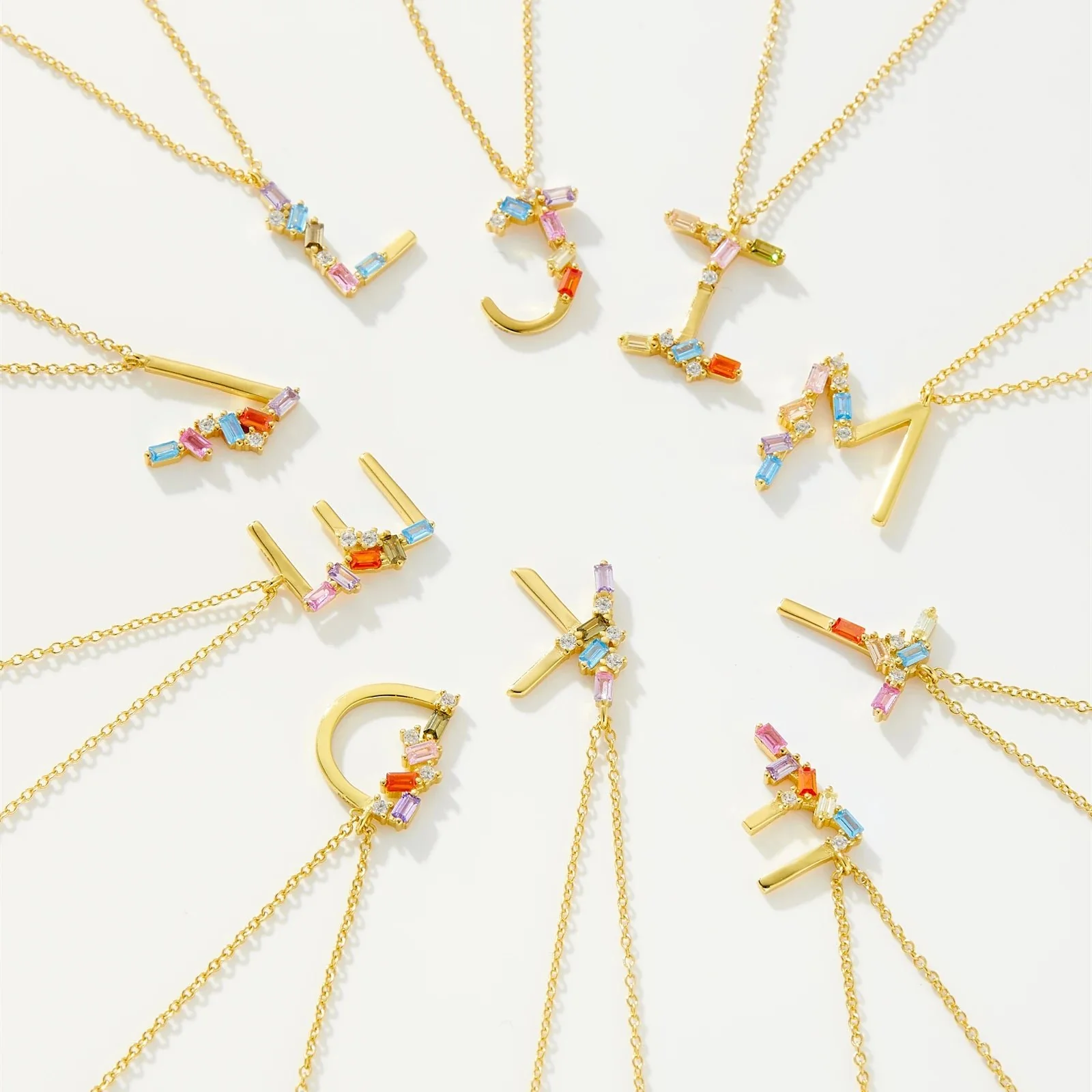 Linéa Initial Necklace - Image 4